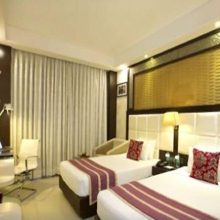 Kings Forth Hotels New Delhi Exterior foto